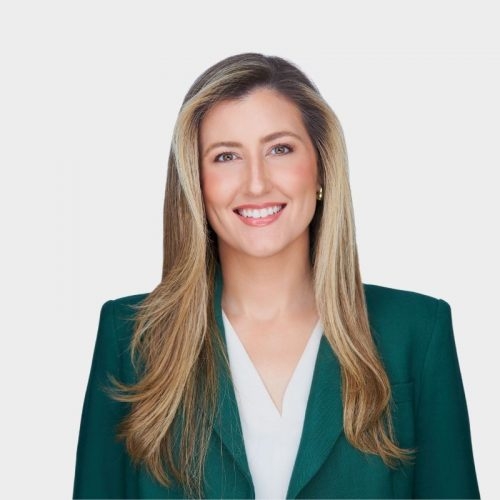 Amanda L. Fernandez